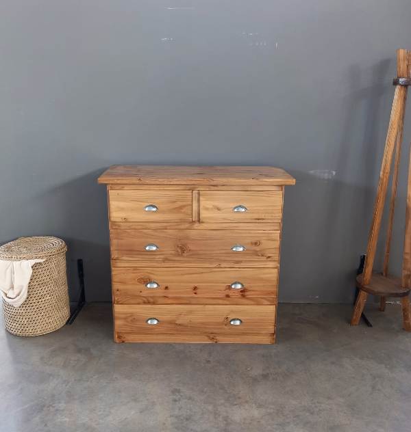 COMODA C/5 CAJ X 1.00