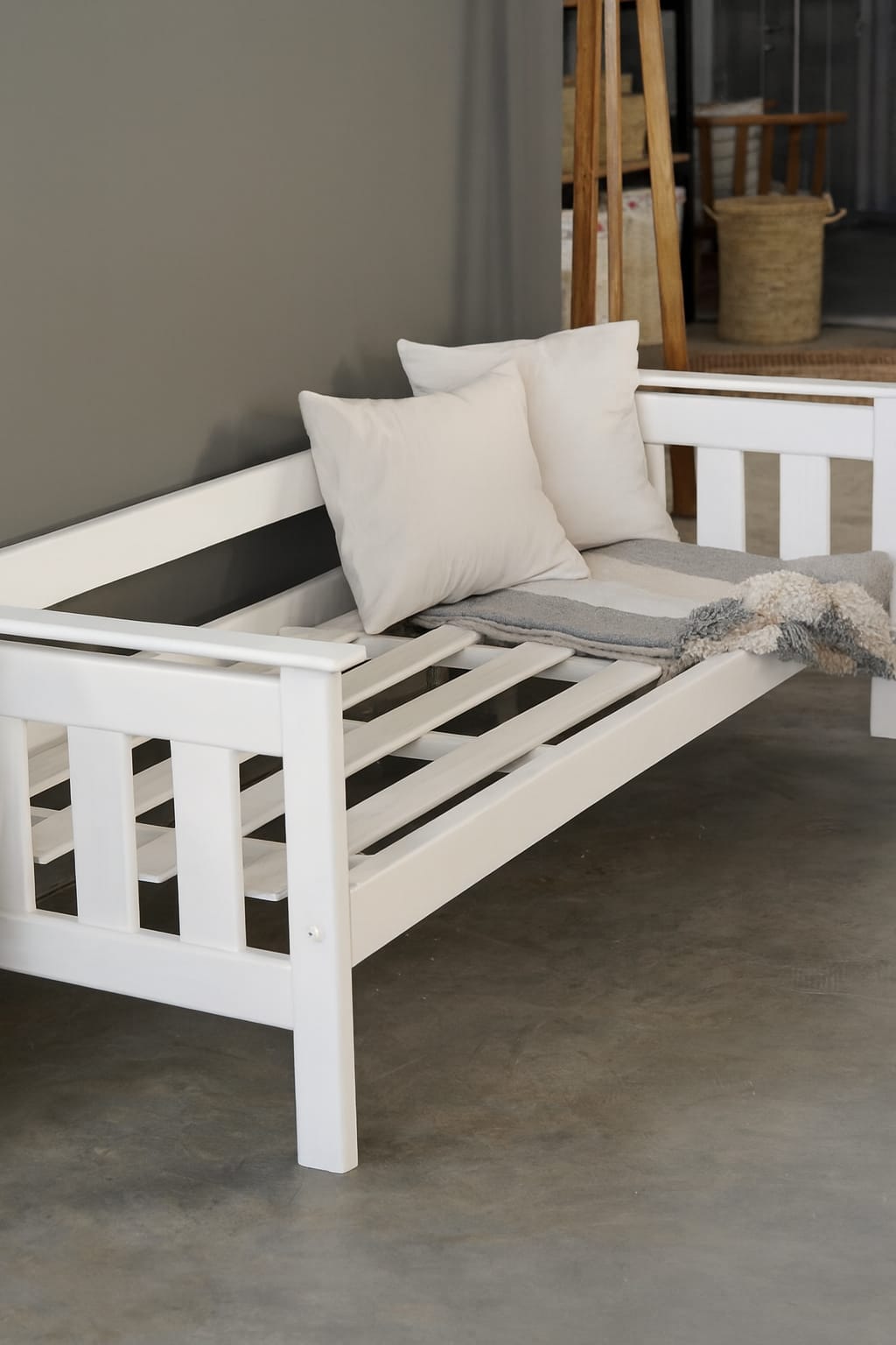 CAMA DIVAN LISTON TE (SIN CARRO)