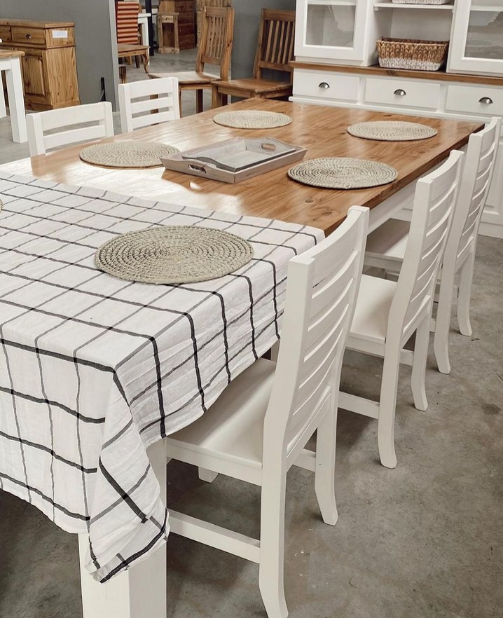MESA COM MACIZA 3.00X1.20 TE