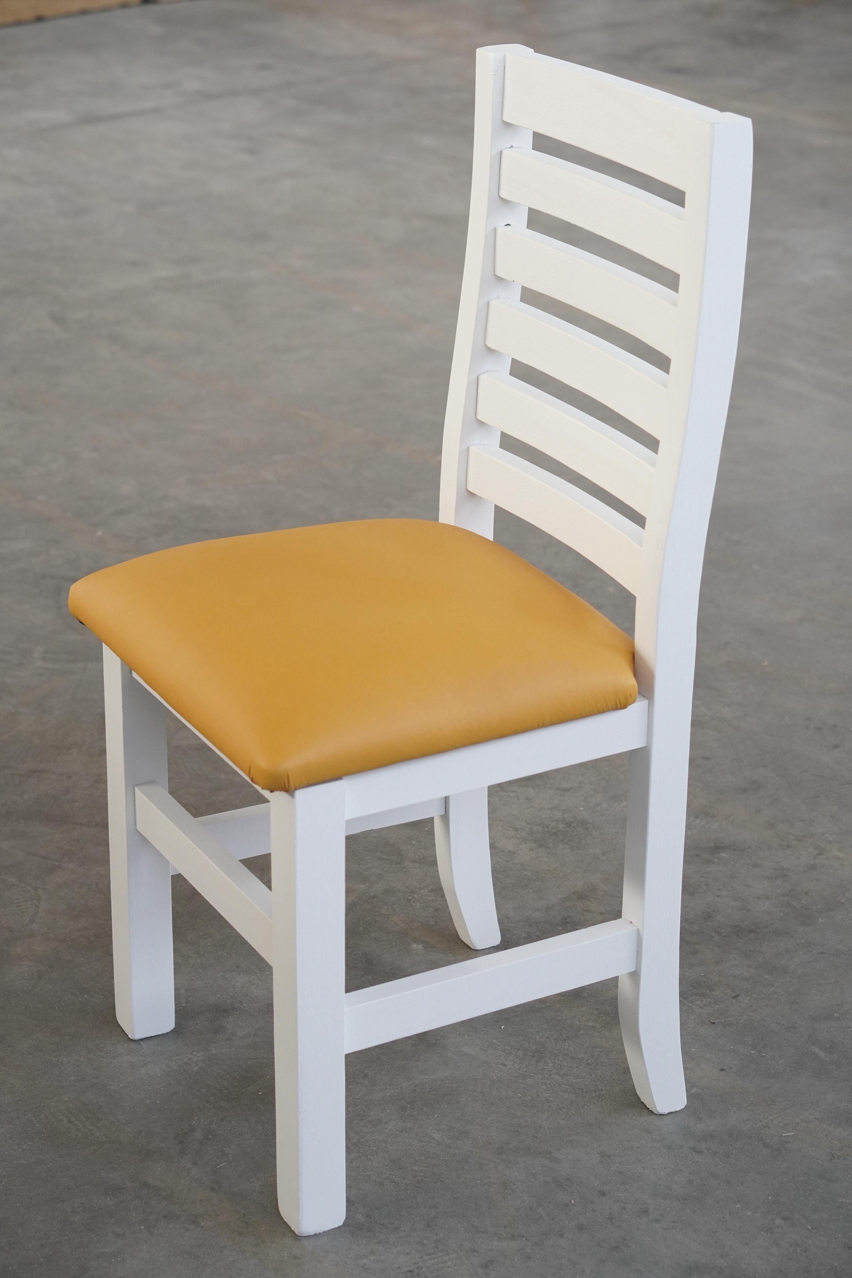 SILLA CON TAPA MAIZ TE